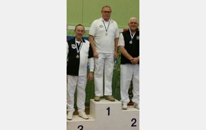 Antoine (SVHCO), médaille de Bronze, Jean-François Dourneau (Antony), Champion Départemental et Luc Face (Antony), Vice-Champion Départemental
